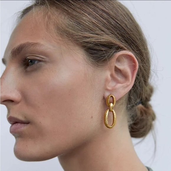 Zara | earrings set - Picture 2 of 3